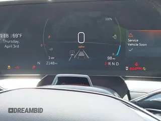 2024 Cadillac LYRIQ Sport z VIN 1GYKPWRL1RZ129064, wystawiony jako IAAI lot #41919587 z przebiegiem 2148 mil mil oraz . Historia ofert i sprzedaży dostępna na DreamBid. Obrazek 18.