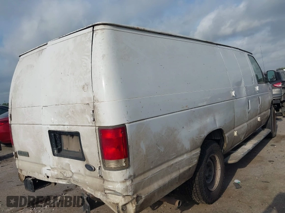 2007 Ford Econoline Cargo with VIN 1FTNS24W17DA81426, listed as a IAAI auction lot 42293734 with 338,101 mi miles and . Bid and sale history available at DreamBid. Image 4.