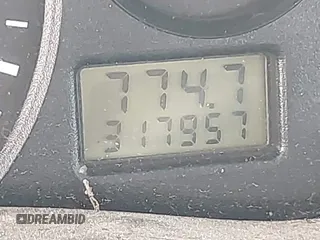 2003 Ford Focus SE Fleet с VIN 1FAFP36363W142000, выставлен на аукционе IAAI как лот 39992234 с пробегом 317 957 миль миль и . История ставок и продаж доступна на DreamBid. Изображение 15.