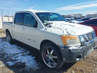 2009 Nissan Titan SE with VIN 1N6BA07D89N306682, listed as a IAAI auction lot 41348877 with 273,365 mi miles. Bid and sale history available at carsss.com. Image 1.