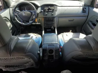 2005 Honda Pilot EX-L with VIN 2HKYF18665H521444, listed as a Copart auction lot 53664375 with 197,436 mi miles and Salvage Title. Bid and sale history available at DreamBid. Image 8.