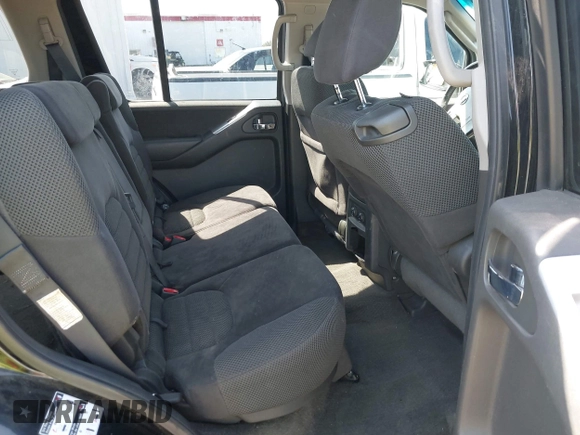 2010 Nissan Pathfinder LE with VIN 5N1AR1NB4AC603331, listed as a IAAI auction lot 42172929 with 135,884 mi miles and . Bid and sale history available at DreamBid. Image 8.