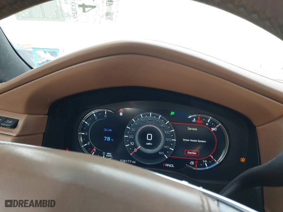 2017 Cadillac Escalade Platinum with VIN 1GYS4DKJ7HR277904, listed as a IAAI auction lot 41757014 with 109,177 mi miles. Bid and sale history available at carsss.com. Image 7.