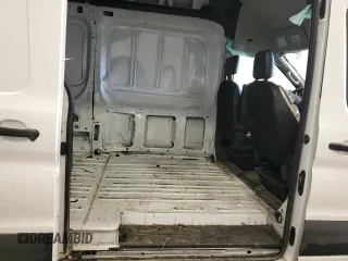 2023 Ford Transit Cargo z VIN 1FTBR1X89PKB01620, wystawiony jako Copart lot #42648755 z przebiegiem Nie podano mil oraz Nie do naprawy • Non repairable. Historia ofert i sprzedaży dostępna na DreamBid. Obrazek 11.
