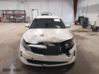 2016 Kia Optima LX with VIN KNAGT4L30G5072605, listed as a IAAI auction lot 41562330 with 152,320 mi miles. Bid and sale history available at carsss.com. Image 12.