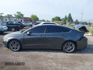 2020 Ford Fusion SEL with VIN 3FA6P0CD9LR229470, listed as a IAAI auction lot 42518855 with 67,088 mi miles and . Bid and sale history available at DreamBid. Image 14.