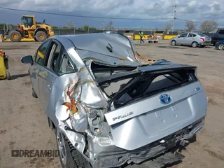2014 Toyota Prius Four with VIN JTDKN3DU3E0366843, listed as a IAAI auction lot 41892619 with 128,567 mi miles. Bid and sale history available at carsss.com. Image 6.