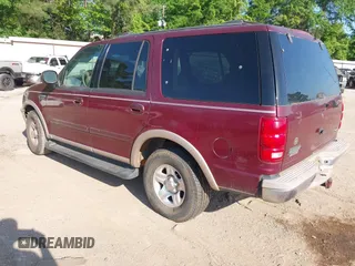 1998 Ford Expedition XLT with VIN 1FMRU17L9WLC05627, listed as a IAAI auction lot 41945826 with 179,003 mi miles. Bid and sale history available at carsss.com. Image 3.