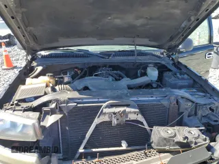 2005 Chevrolet Avalanche LS with VIN 3GNEC12Z65G128462, listed as a Copart auction lot 50082935 with 221,440 mi miles and Salvage title. Bid and sale history available at DreamBid. Image 11.