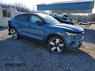 2022 Volvo C40 Recharge Pure Electric Ultimate with VIN YV4ED3GB8N2004020, listed as a Copart auction lot 87205904 with 45,082 mi miles and Salvage Title. Bid and sale history available at carsss.com. Image 4.