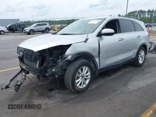 2019 Kia Sorento L z VIN 5XYPG4A36KG593306, wystawiony jako IAAI lot #42084345 z przebiegiem 115 241 mil mil oraz . Historia ofert i sprzedaży dostępna na DreamBid. Obrazek 23.