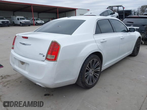 2013 Chrysler 300 with VIN 2C3CCABG5DH711719, listed as a IAAI auction lot 41383018 with 191,863 mi miles. Bid and sale history available at carsss.com. Image 4.