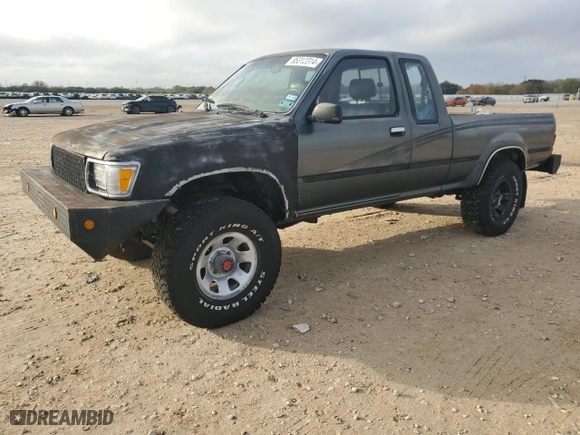 1993 Toyota 4WD Pickups DLX with VIN JT4VN13D8P5114451, listed as a Copart auction lot 85312314 with 143853 miles and Clean Title. Bid and sale history available at carsss.com. Image 1.