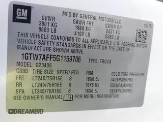 2016 GMC Savana Cargo z VIN 1GTW7AFF5G1159706, wystawiony jako IAAI lot #42018527 z przebiegiem 103 497 mil mil oraz . Historia ofert i sprzedaży dostępna na DreamBid. Obrazek 9.