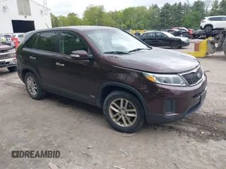 2014 Kia Sorento LX z VIN 5XYKTCA64EG456833, wystawiony jako IAAI lot #42332635 z przebiegiem 165 521 mil mil oraz . Historia ofert i sprzedaży dostępna na DreamBid. Obrazek 1.