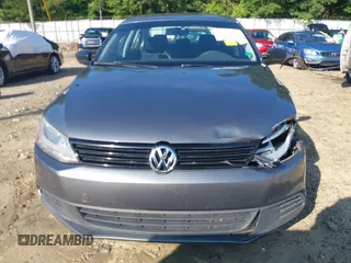 2014 Volkswagen Jetta S z VIN 3VW2K7AJ3EM303858, wystawiony jako IAAI lot #42449072 z przebiegiem 171 959 mil mil oraz . Historia ofert i sprzedaży dostępna na DreamBid. Obrazek 12.