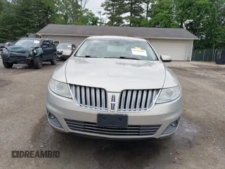 2009 Lincoln MKS with VIN 1LNHM93R79G620964, listed as a IAAI auction lot 42385061 with 107,087 mi miles and . Bid and sale history available at DreamBid. Image 12.