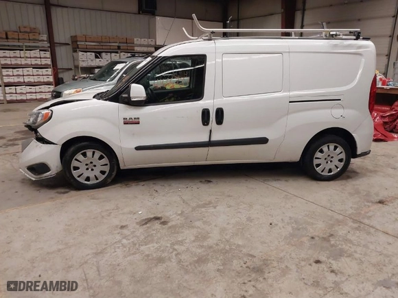 2019 Ram ProMaster City Cargo Van Tradesman SLT with VIN ZFBHRFBB2K6N02084, listed as a IAAI auction lot 41666797 with 84,146 mi miles. Bid and sale history available at carsss.com. Image 14.