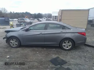 2013 Hyundai Sonata GLS with VIN 5NPEB4AC8DH533884, listed as a IAAI auction lot 41529721 with 128,560 mi miles and . Bid and sale history available at carsss.com. Image 15.