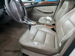 2000 Audi A6 z VIN WAUED64B2YN101609, wystawiony jako Copart lot #61229405 z przebiegiem Nie podano mil oraz Czysty tytuł • Clean title. Historia ofert i sprzedaży dostępna na DreamBid. Obrazek 7.