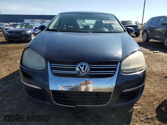 2009 Volkswagen Jetta with VIN 3VWAL71KX9M055857, listed as a Copart auction lot 66105295 with 281,546 mi miles and Clean title. Bid and sale history available at DreamBid. Image 5.