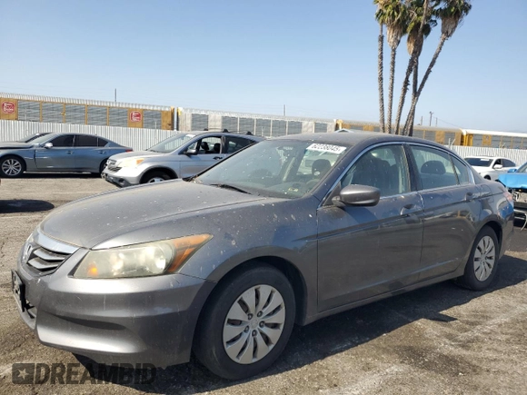2011 Honda Accord LX z VIN 1HGCP2F36BA112001, wystawiony jako Copart lot #62238045 z przebiegiem 179 469 mil mil oraz Czysty tytuł • Clean title. Historia ofert i sprzedaży dostępna na DreamBid. Obrazek 1.