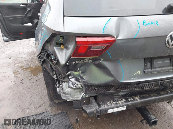 2021 Volkswagen Tiguan S with VIN 3VV0B7AX3MM026708, listed as a IAAI auction lot 41527399 with 80,061 mi miles and . Bid and sale history available at DreamBid. Image 6.