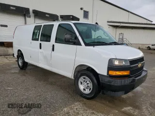 2020 Chevrolet Express Cargo Van with VIN 1GCWGBFB5L1153692, listed as a Copart auction lot 52133275 with 98,272 mi miles and Clean Title. Bid and sale history available at carsss.com. Image 4.