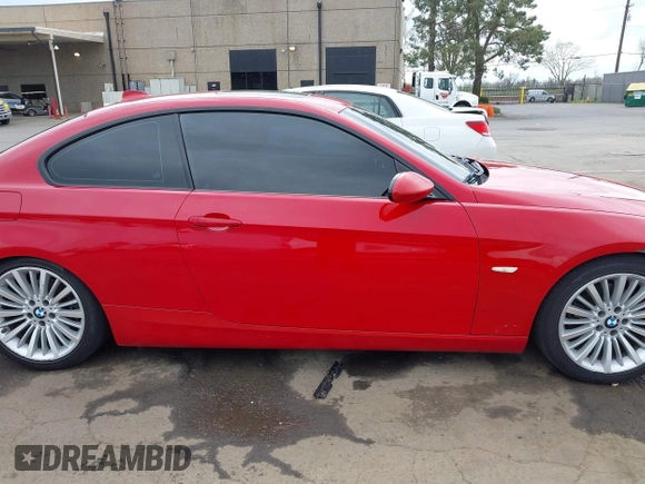2009 BMW 3 Series 328i with VIN WBAWV13559P122024, listed as a IAAI auction lot 41783065 with 236,193 mi miles and . Bid and sale history available at DreamBid. Image 13.