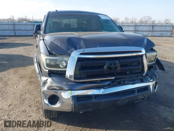 2013 Toyota Tundra 4WD Truck with VIN 5TFDW5F11DX280229, listed as a IAAI auction lot 41748326 with 183,953 mi miles. Bid and sale history available at carsss.com. Image 17.