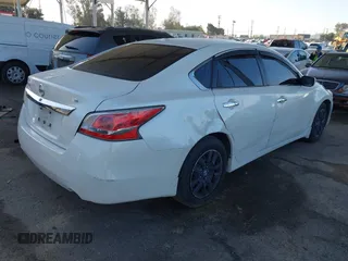 2015 Nissan Altima 2.5 S with VIN 1N4AL3AP6FC228428, listed as a IAAI auction lot 41966303 with 118,706 mi miles. Bid and sale history available at carsss.com. Image 4.