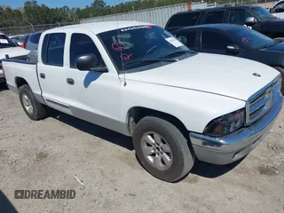 2004 Dodge Dakota SLT with VIN 1D7HL48K54S642754, listed as a IAAI auction lot 41875084 with 242,894 mi miles and . Bid and sale history available at carsss.com. Image 1.