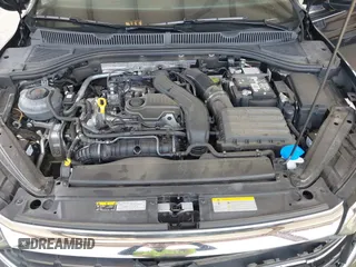 2024 Volkswagen Jetta SE with VIN 3VW7M7BU5RM052470, listed as a IAAI auction lot 42520137 with 26,902 mi miles and . Bid and sale history available at DreamBid. Image 10.