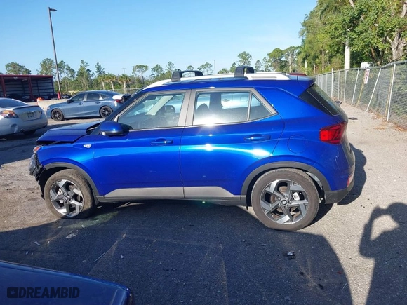 2024 Hyundai Venue Limited with VIN KMHRC8A33RU285025, listed as a IAAI auction lot 41732894 with 16,326 mi miles. Bid and sale history available at carsss.com. Image 14.