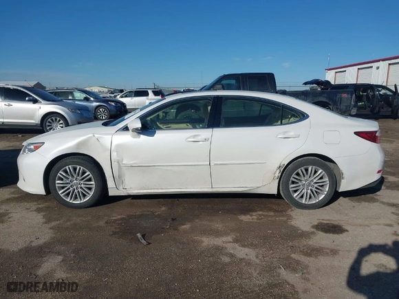 2015 Lexus ES 350 with VIN JTHBK1GG3F2186186, listed as a IAAI auction lot 41553860 with 97,224 mi miles. Bid and sale history available at carsss.com. Image 14.