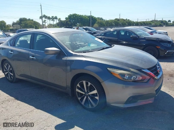 2017 Nissan Altima 2.5 SR with VIN 1N4AL3APXHC142963, listed as a IAAI auction lot 41849533 with 51,237 mi miles. Bid and sale history available at carsss.com. Image 1.