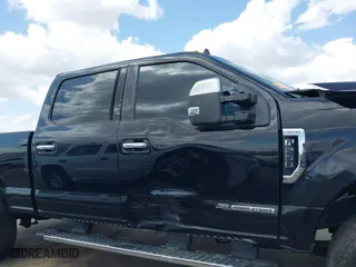 2019 Ford Super Duty F-250 SRW XL with VIN 1FT7W2BT8KEE12706, listed as a IAAI auction lot 41906683 with 121,758 mi miles. Bid and sale history available at carsss.com. Image 13.