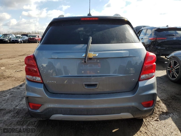2020 Chevrolet Trax LT with VIN 3GNCJLSB8LL149832, listed as a Copart auction lot 46788105 with 37,769 mi miles and Salvage Title. Bid and sale history available at carsss.com. Image 6.