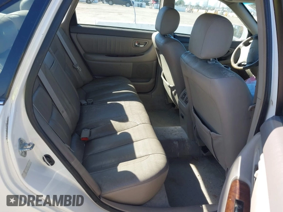 2001 Toyota Avalon XL with VIN 4T1BF28B01U120282, listed as a IAAI auction lot 41763994 with 281,789 mi miles and . Bid and sale history available at DreamBid. Image 8.
