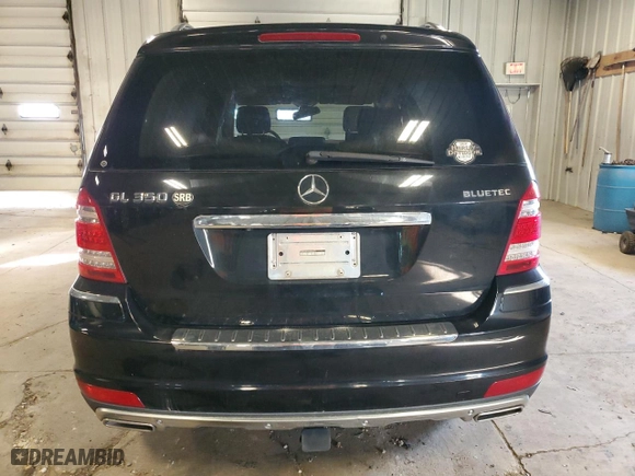 2010 Mercedes-Benz GL-Class GL 350 BlueTEC with VIN 4JGBF2FE9AA584475, listed as a Copart auction lot 70696154 with 175,631 mi miles and Non Repairable. Bid and sale history available at carsss.com. Image 6.