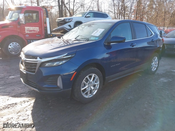 2022 Chevrolet Equinox LT with VIN 3GNAXUEV1NL299771, listed as a IAAI auction lot 41208871 with 28,728 mi miles. Bid and sale history available at carsss.com. Image 17.