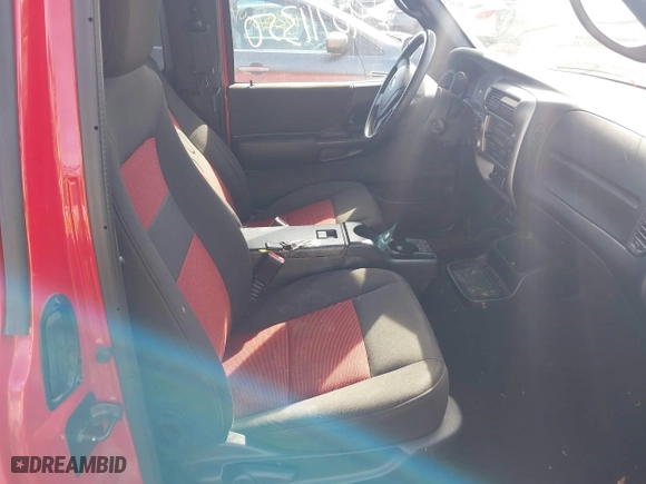 2005 Ford Ranger XLT with VIN 1FTZR45E75PA10614, listed as a IAAI auction lot 40711350 with 145,664 mi miles. Bid and sale history available at carsss.com. Image 5.