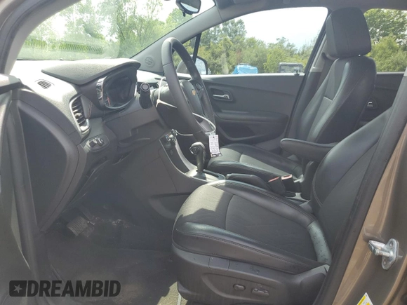 2021 Chevrolet Trax LT with VIN KL7CJLSB4MB357568, listed as a Copart auction lot 61654405 with 51,809 mi miles and Salvage title. Bid and sale history available at DreamBid. Image 7.
