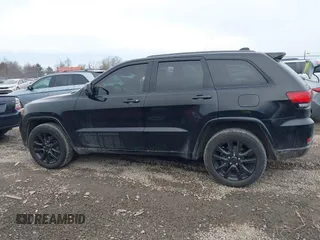 2017 Jeep Grand Cherokee Laredo with VIN 1C4RJFAG9HC882251, listed as a IAAI auction lot 41696710 with 129,627 mi miles and . Bid and sale history available at DreamBid. Image 14.