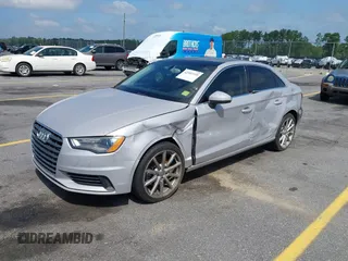 2015 Audi A3 Premium Plus z VIN WAUCCGFF6F1061507, wystawiony jako IAAI lot #42502310 z przebiegiem 131 670 mil mil oraz . Historia ofert i sprzedaży dostępna na DreamBid. Obrazek 2.