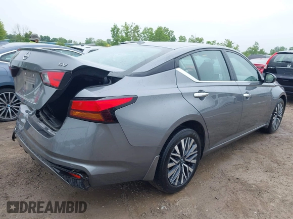 2024 Nissan Altima SV with VIN 1N4BL4DV8RN331363, listed as a IAAI auction lot 42423186 with 12,512 mi miles and . Bid and sale history available at DreamBid. Image 4.