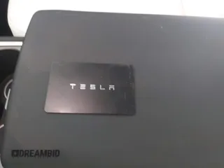 2023 Tesla Model 3 z VIN 5YJ3E1EA2PF591661, wystawiony jako IAAI lot #42014086 z przebiegiem 13 945 mil mil oraz . Historia ofert i sprzedaży dostępna na DreamBid. Obrazek 11.