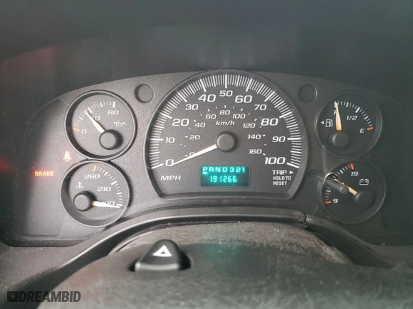 2006 Chevrolet Express Passenger with VIN 1GNFG15T961223498, listed as a Copart auction lot 45679095 with 191,266 mi miles and Salvage Title. Bid and sale history available at carsss.com. Image 9.