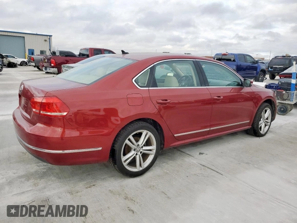 2015 Volkswagen Passat SEL Premium z VIN 1VWCV7A33FC028380, wystawiony jako Copart lot #59144665 z przebiegiem 165 740 mil mil oraz Czysty tytuł • Clean title. Historia ofert i sprzedaży dostępna na DreamBid. Obrazek 3.