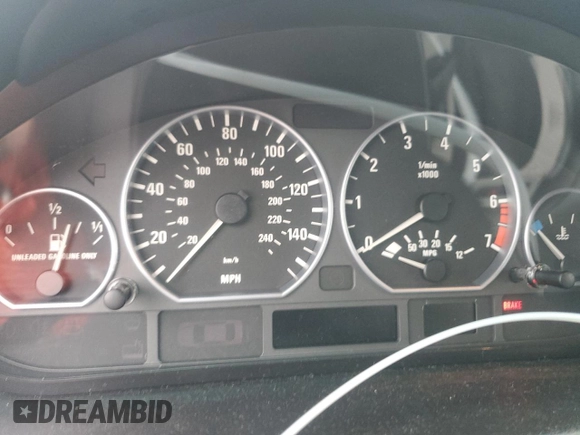 2002 BMW 3 Series 325i z VIN WBAEV33422KL76629, wystawiony jako Copart lot #55830295 z przebiegiem Nie podano mil oraz Szkody całkowita. Historia ofert i sprzedaży dostępna na DreamBid. Obrazek 9.